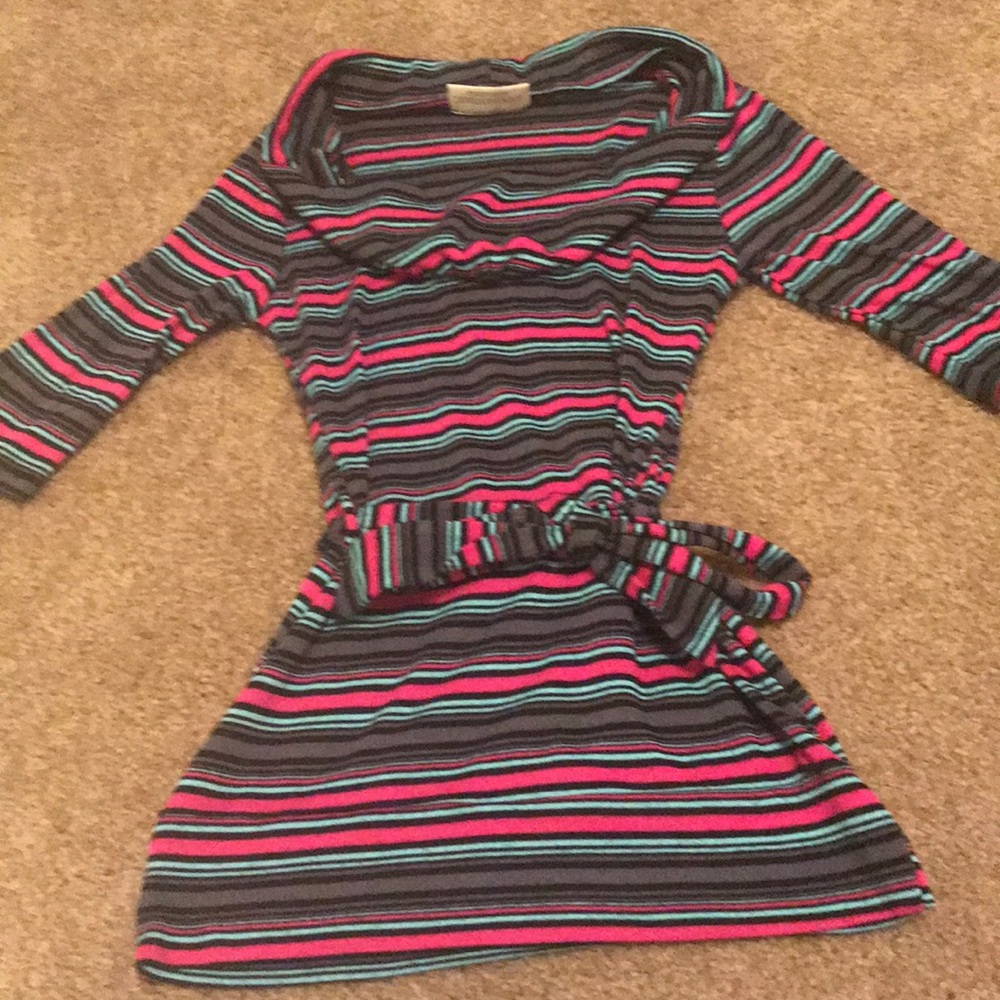 Striped kids colorful 3/4 sleeve length shirt.